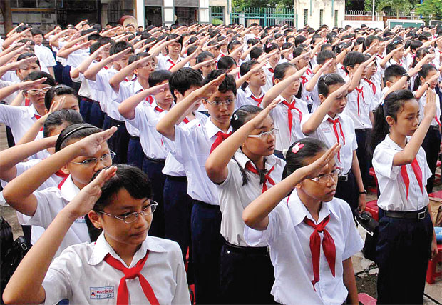 Bảo hiểm học sinh: Mải bán - Quên tư vấn